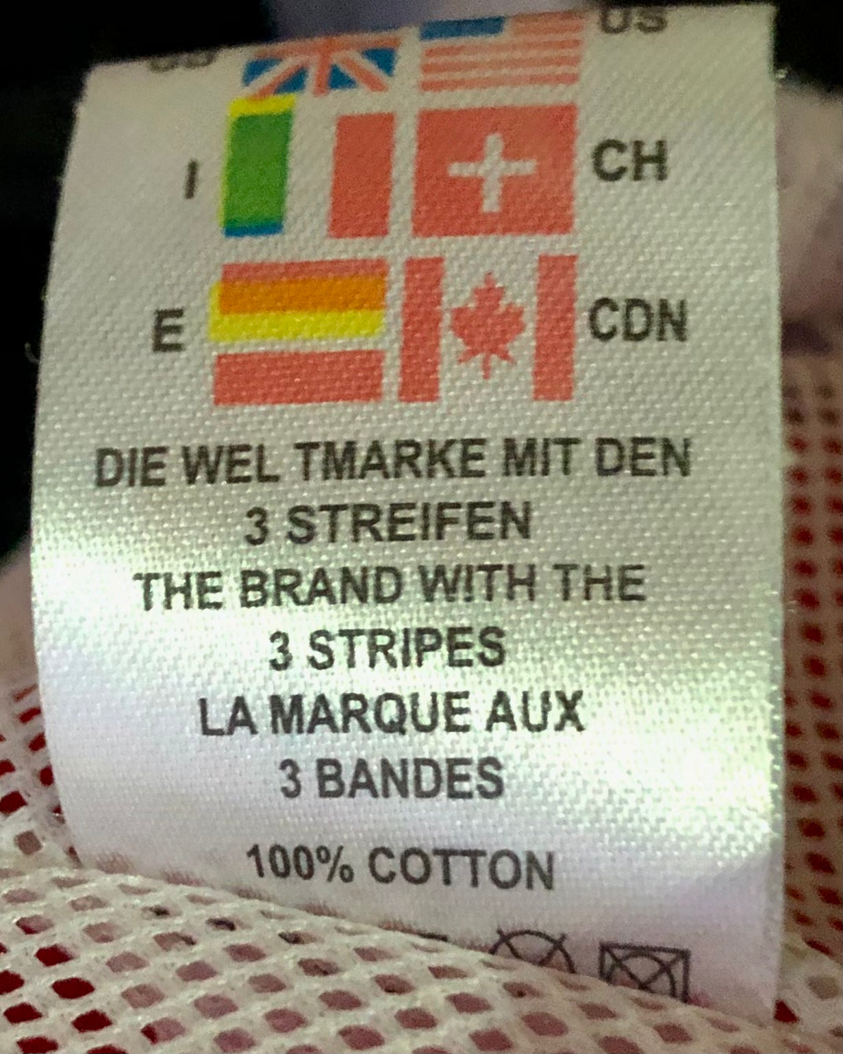 Nike Vintage Windbreaker – Men’s Medium – Rare Find (Premium Condition)