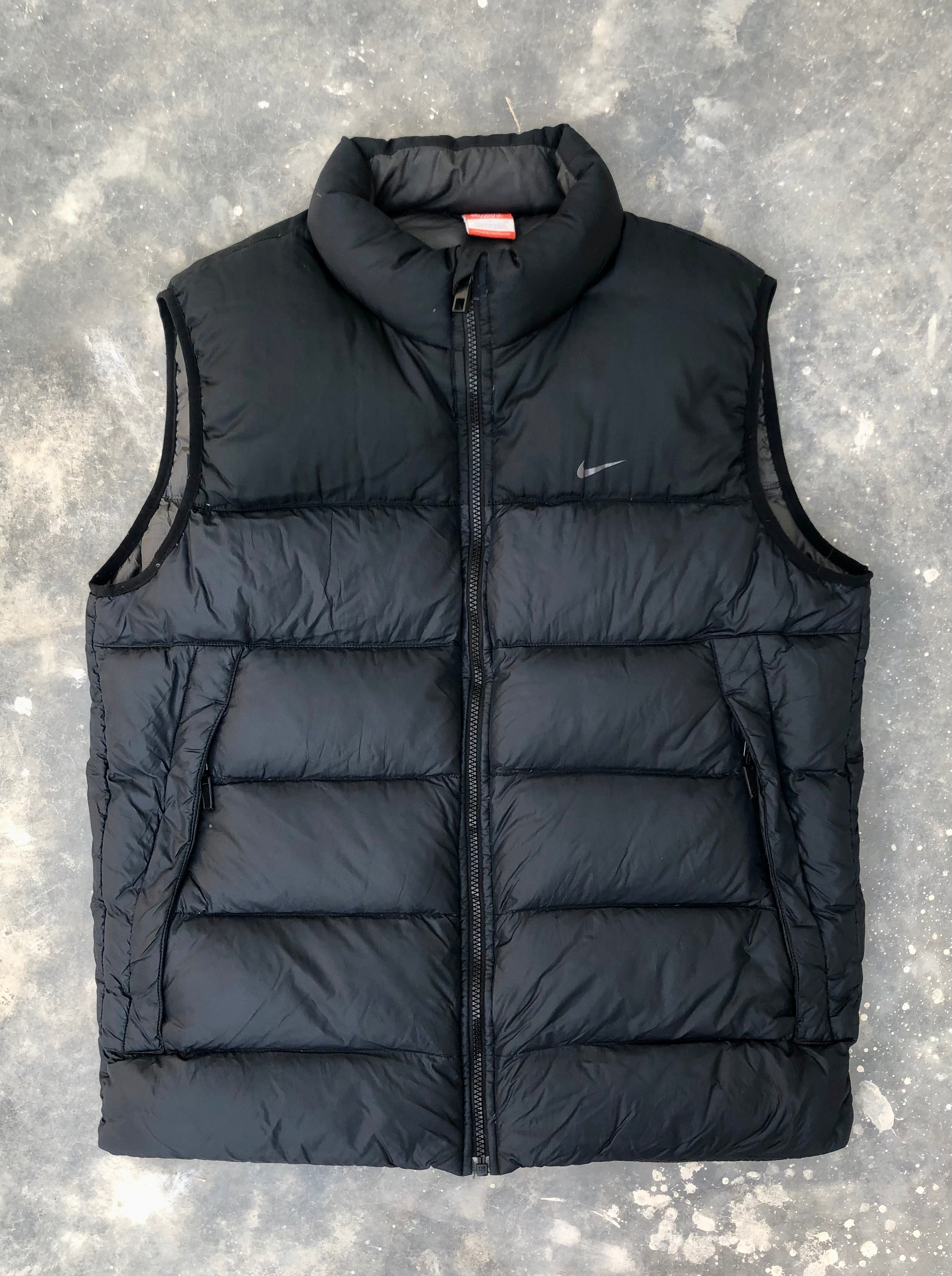Nike Vintage Down Puffer Vest – Black (Men's Medium, Premium Condition)