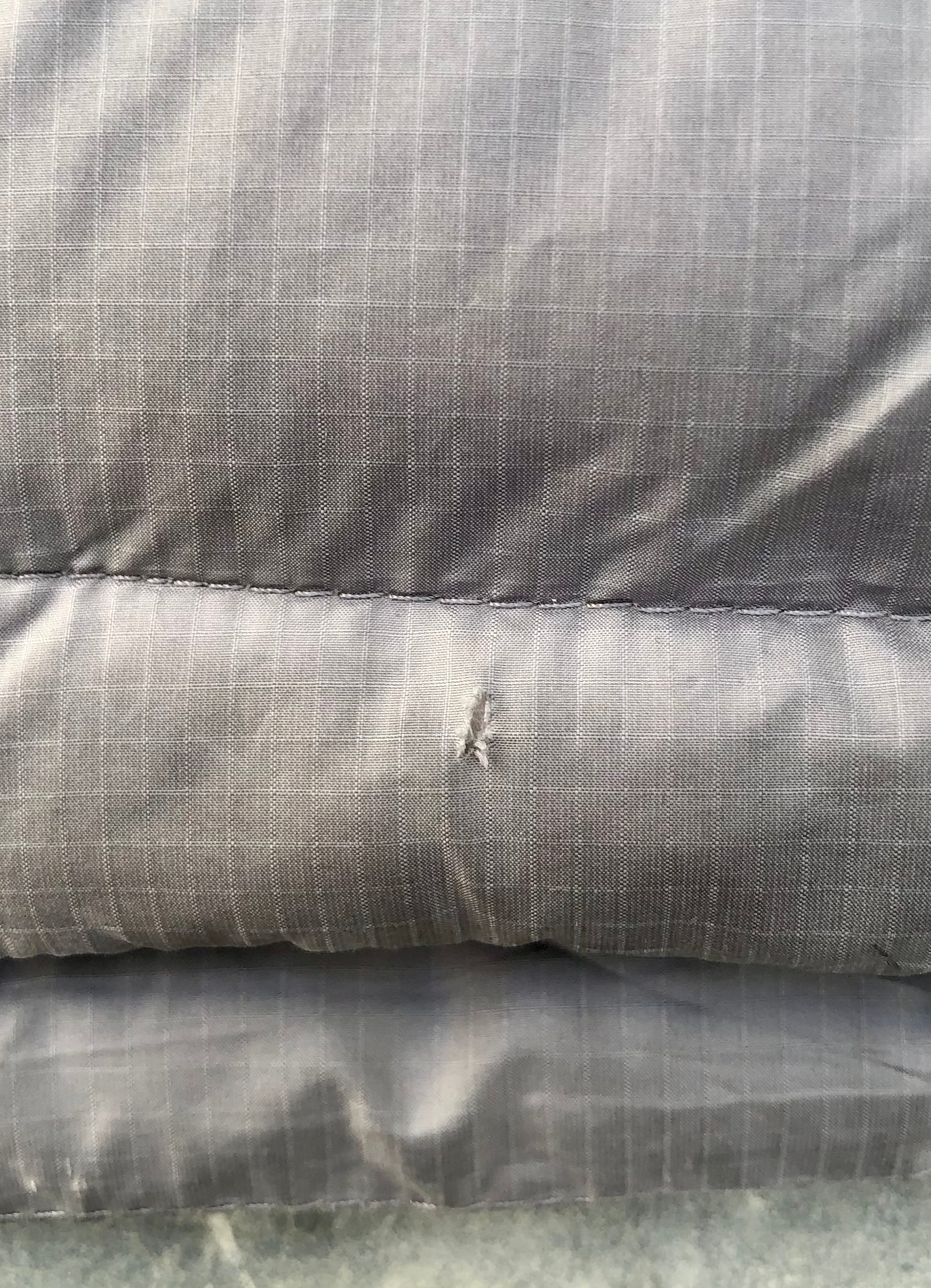 Patagonia Women’s Macro Puff Hoody – Forge Grey (Premium Condition)