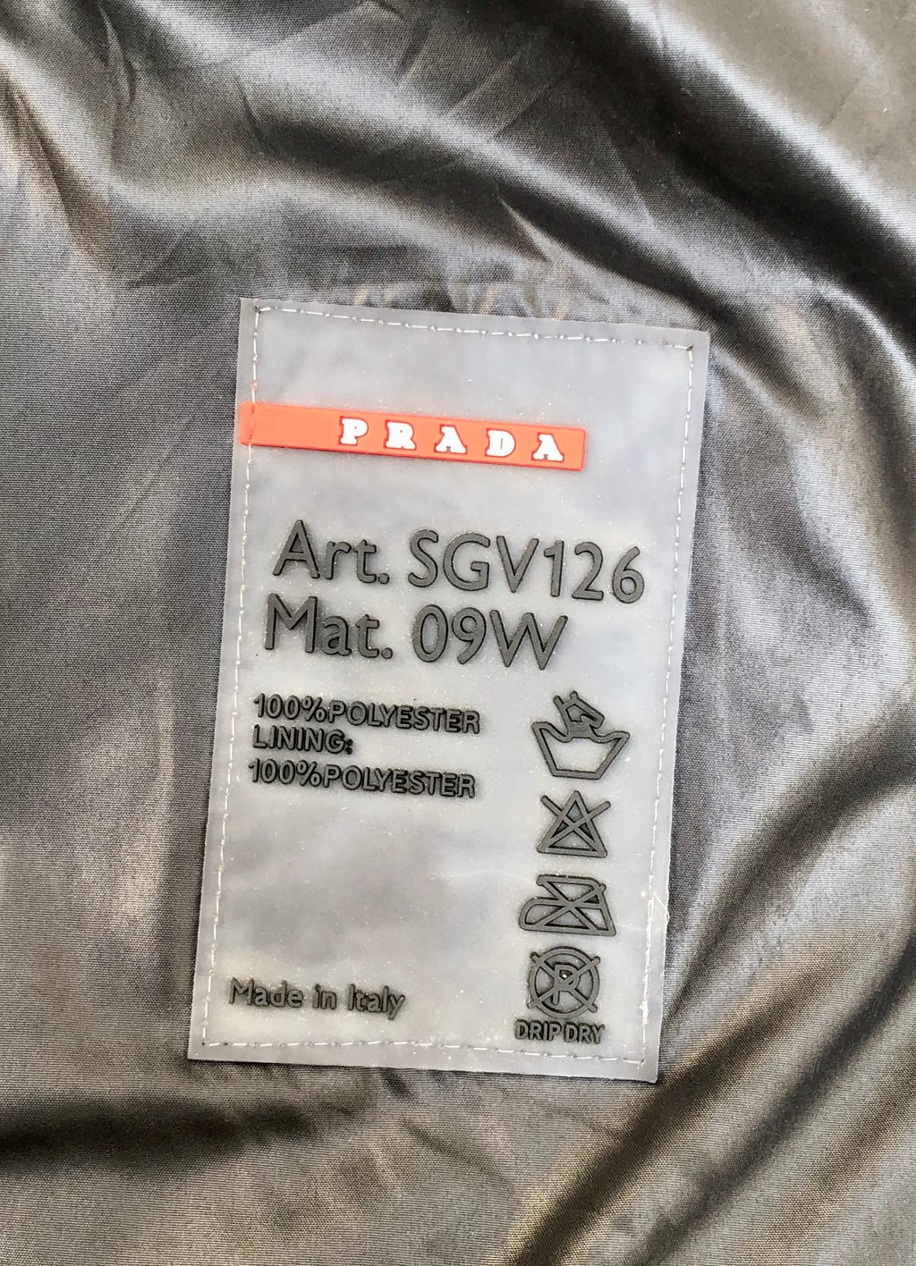 Prada Light Re-Nylon Down Vest – Black (AAA Replica) – Men’s Medium – Premium Condition