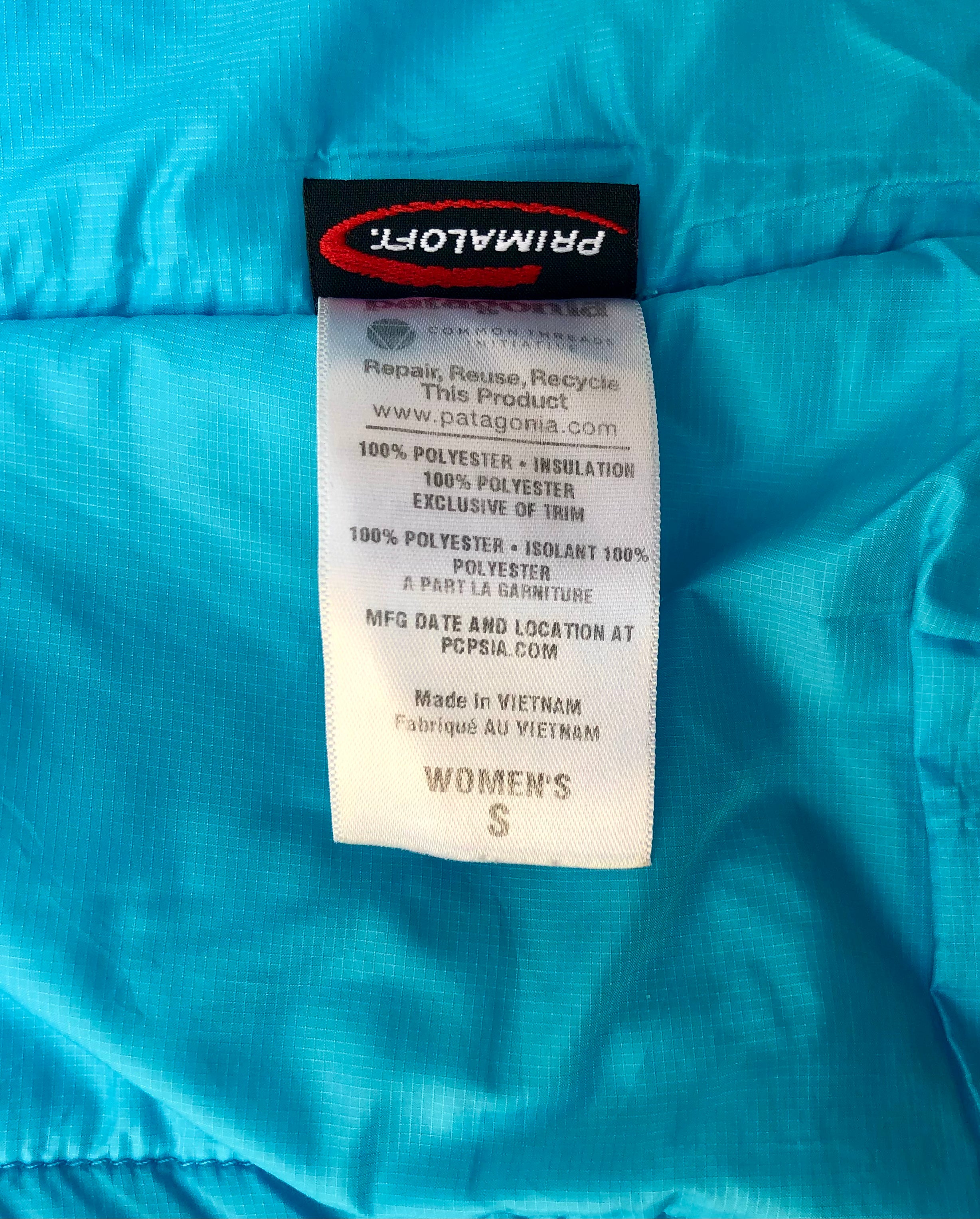 Patagonia Women’s Micro Puff Hoody – Bright Color (Small)