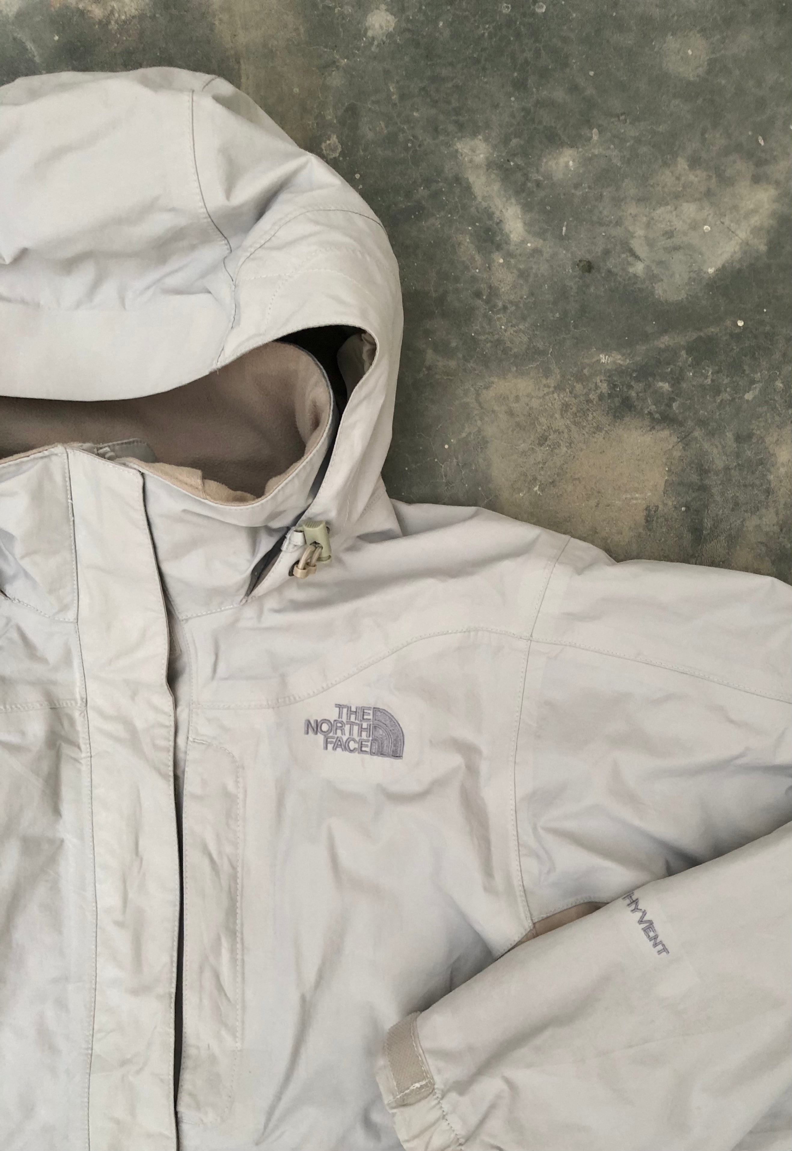 The North Face Beige HyVent Softshell Women’s Polartec Jacket - Premium Condition