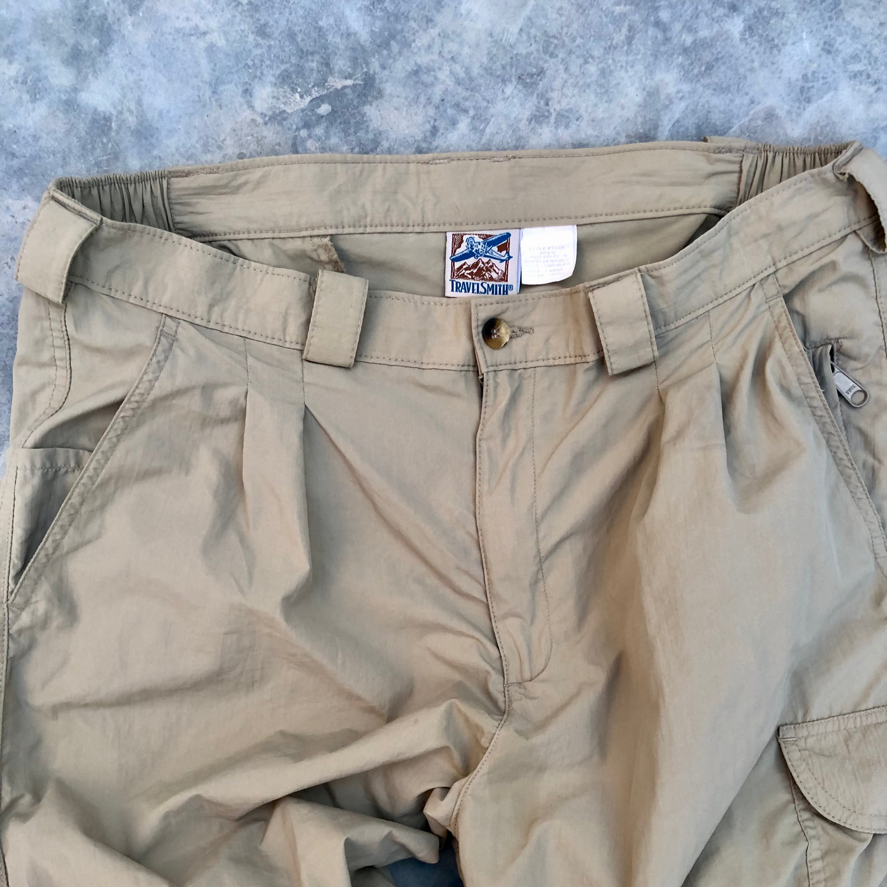 TravelSmith Khaki Cargo Hiking Pants – Men’s Medium | Premium Condition