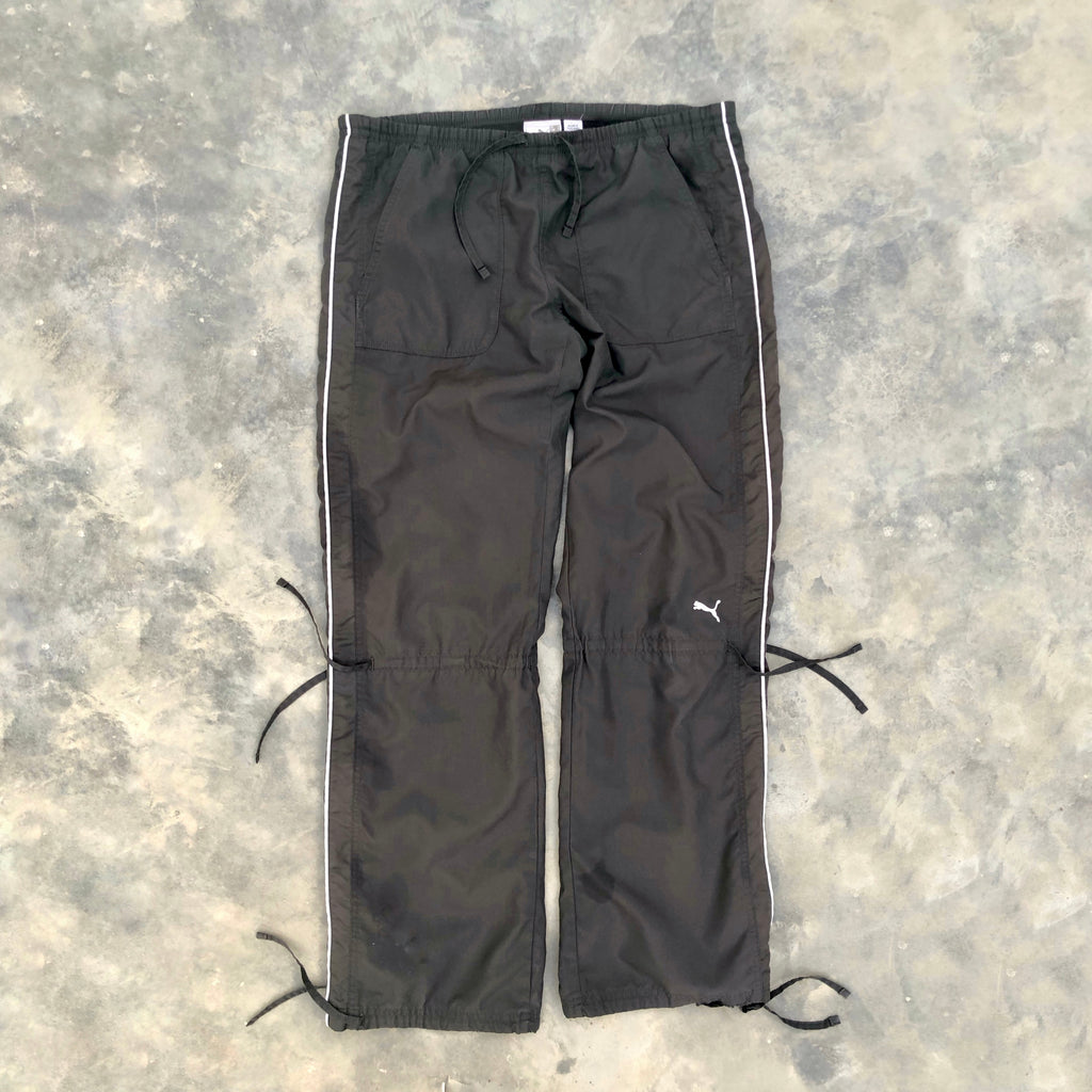 Puma Women’s Grey Shell Bottoms with Lightning – Vintage Y2K | Excellent Condition