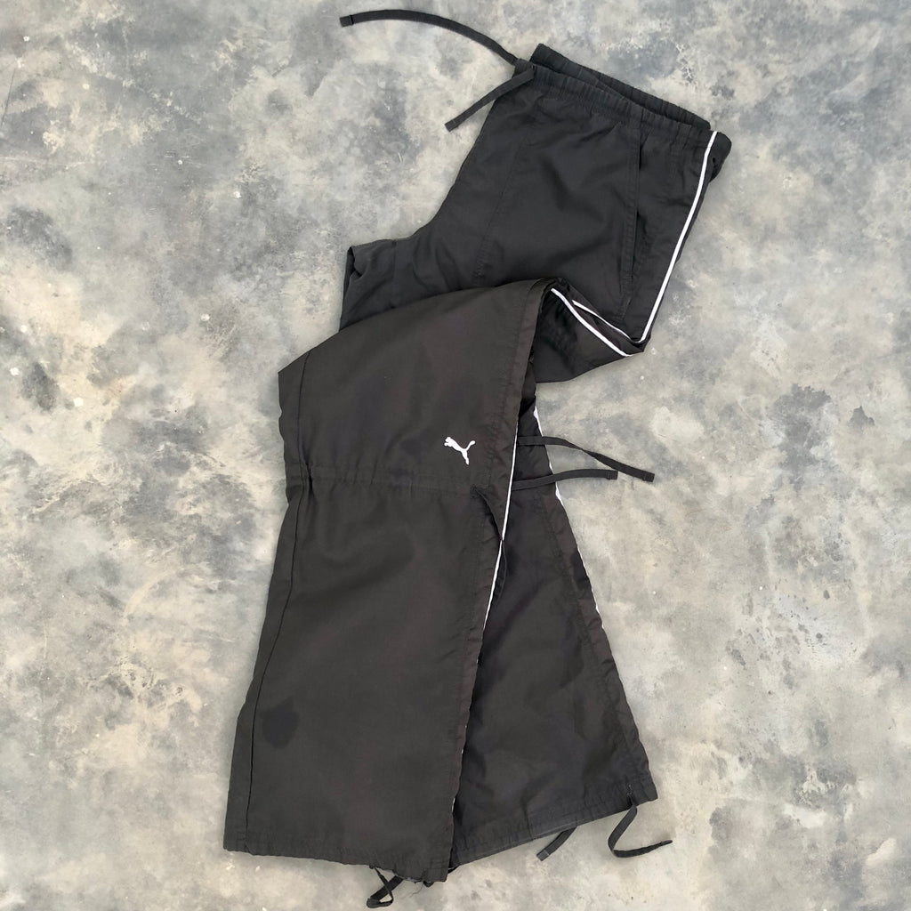 Puma Women’s Grey Shell Bottoms with Lightning – Vintage Y2K | Excellent Condition