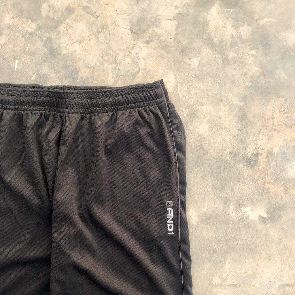 AND1 Regular Fit Pants – Men’s Large | Premium Condition
