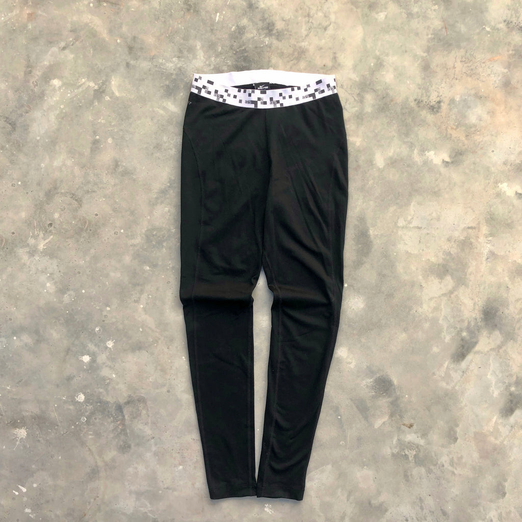 Nike Sportswear Classic High-Waisted Leggings – Women’s Small | Premium