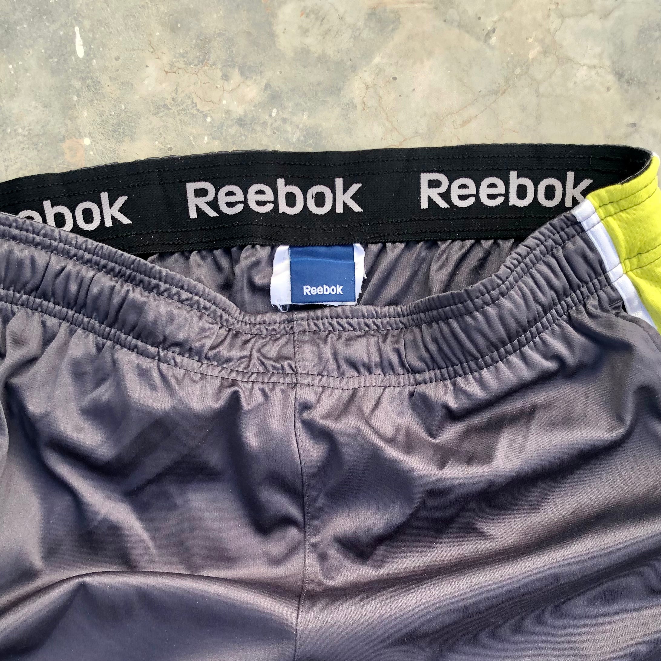 Reebok Men’s Vintage Joggers – Black | XL | Premium
