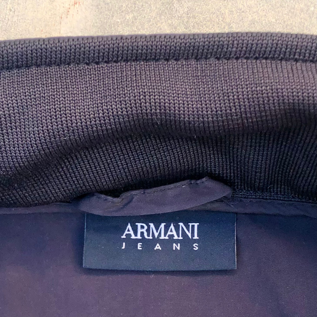 Armani Exchange Hooded Jacket – Men’s Medium | Logo Detail | Premium Condition