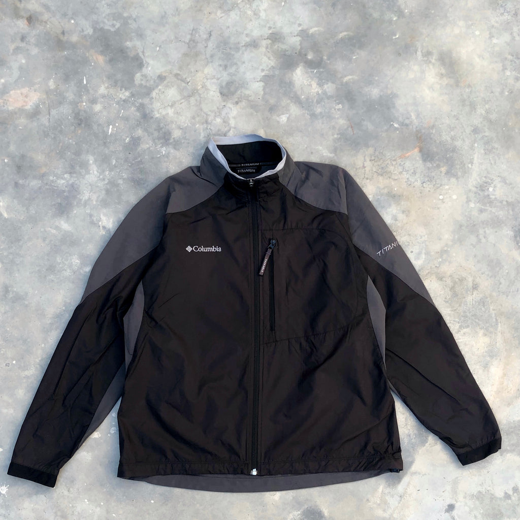 Columbia Titanium Windbreaker – Women’s Large | Premium Condition