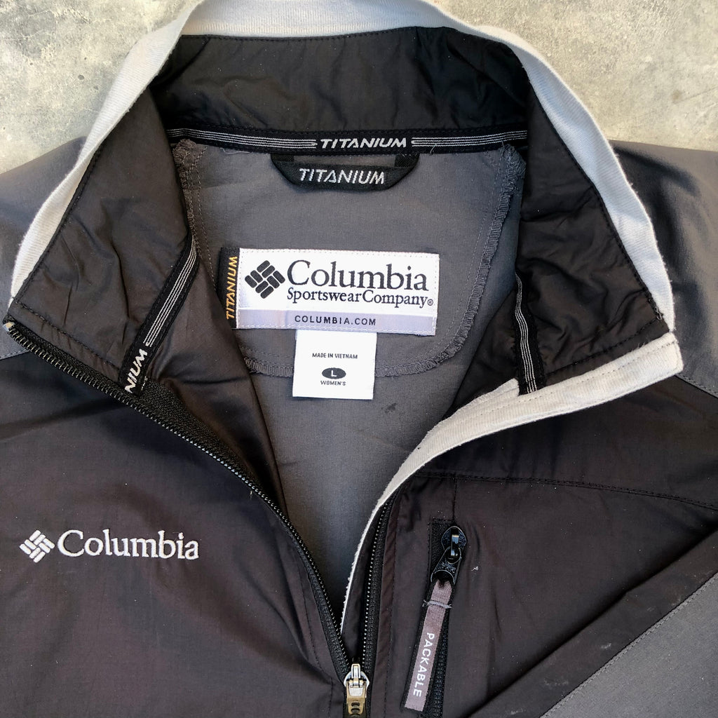 Columbia Titanium Windbreaker – Women’s Large | Premium Condition