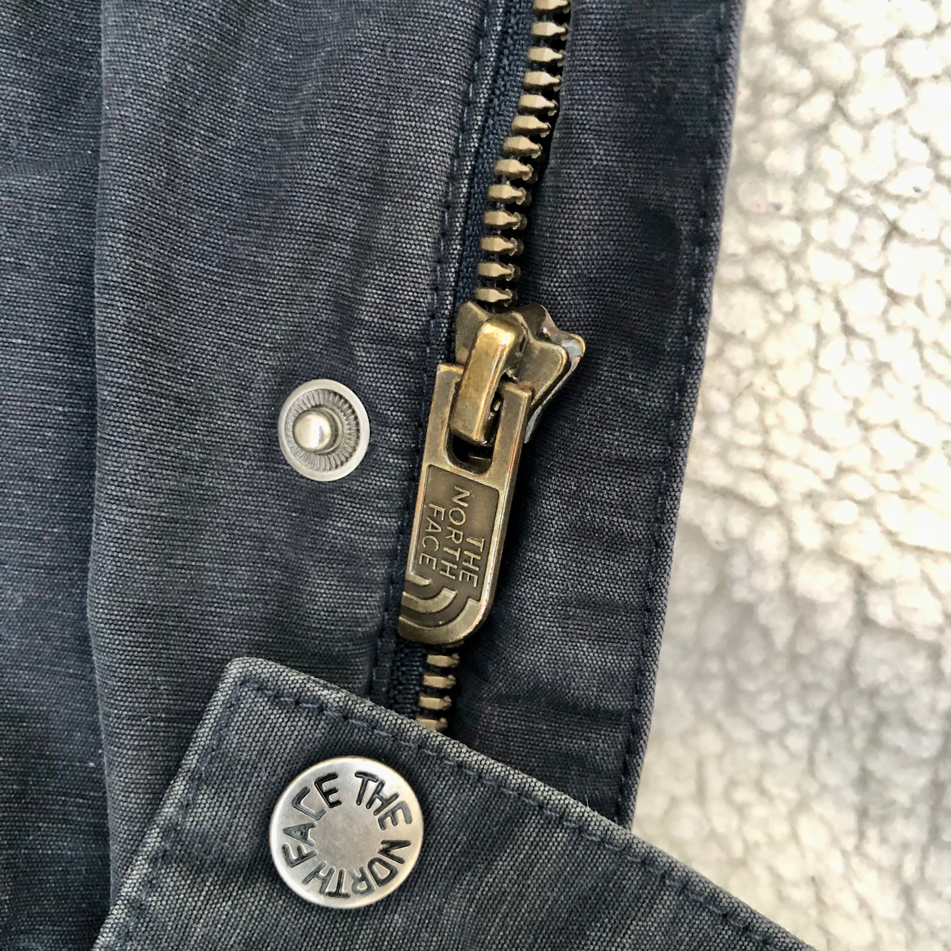 The North Face 1985 Retro Jacket – Navy Blue (Men's Large)