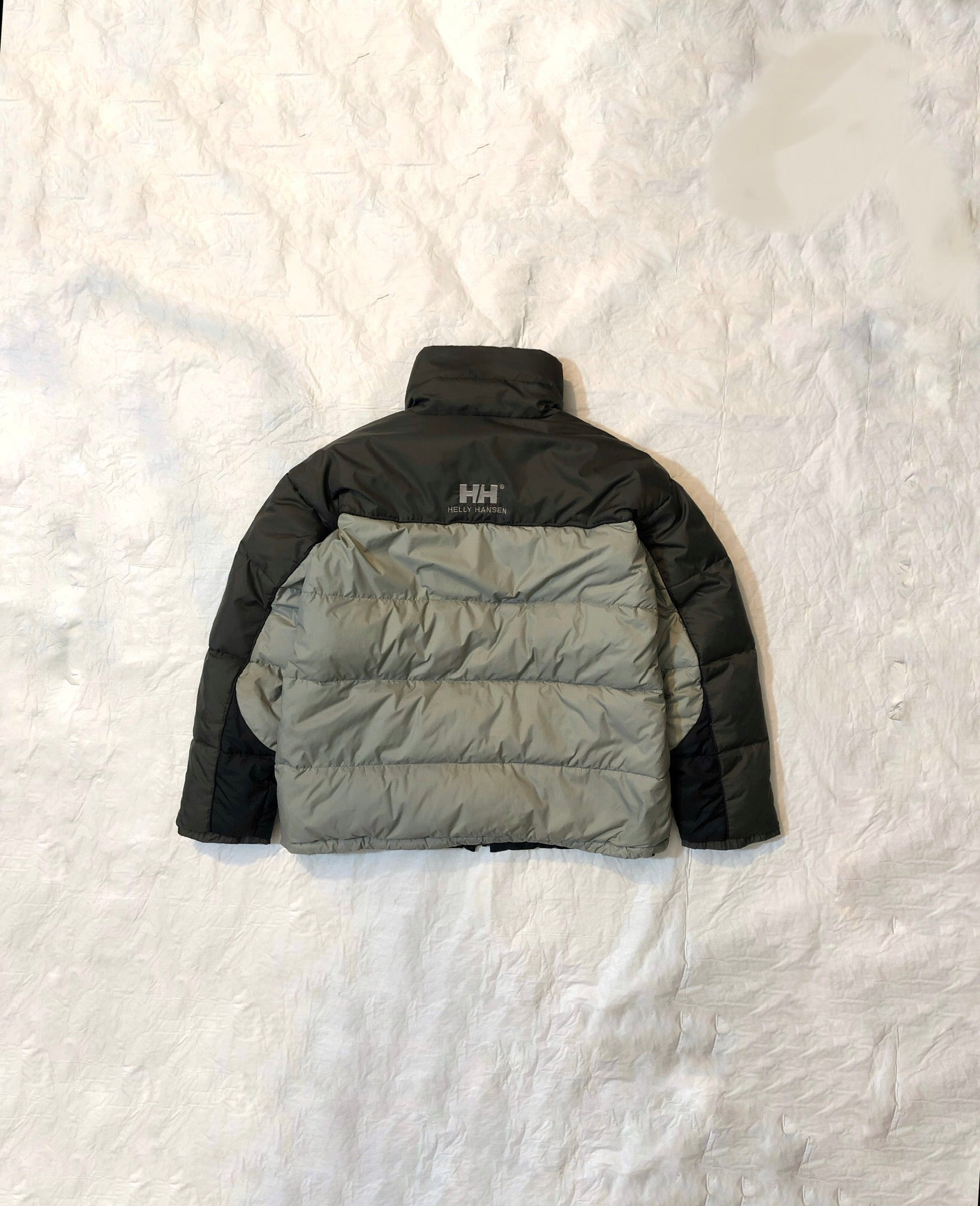 Vintage Helly Hansen Beige Puffer Jacket - Premium condition