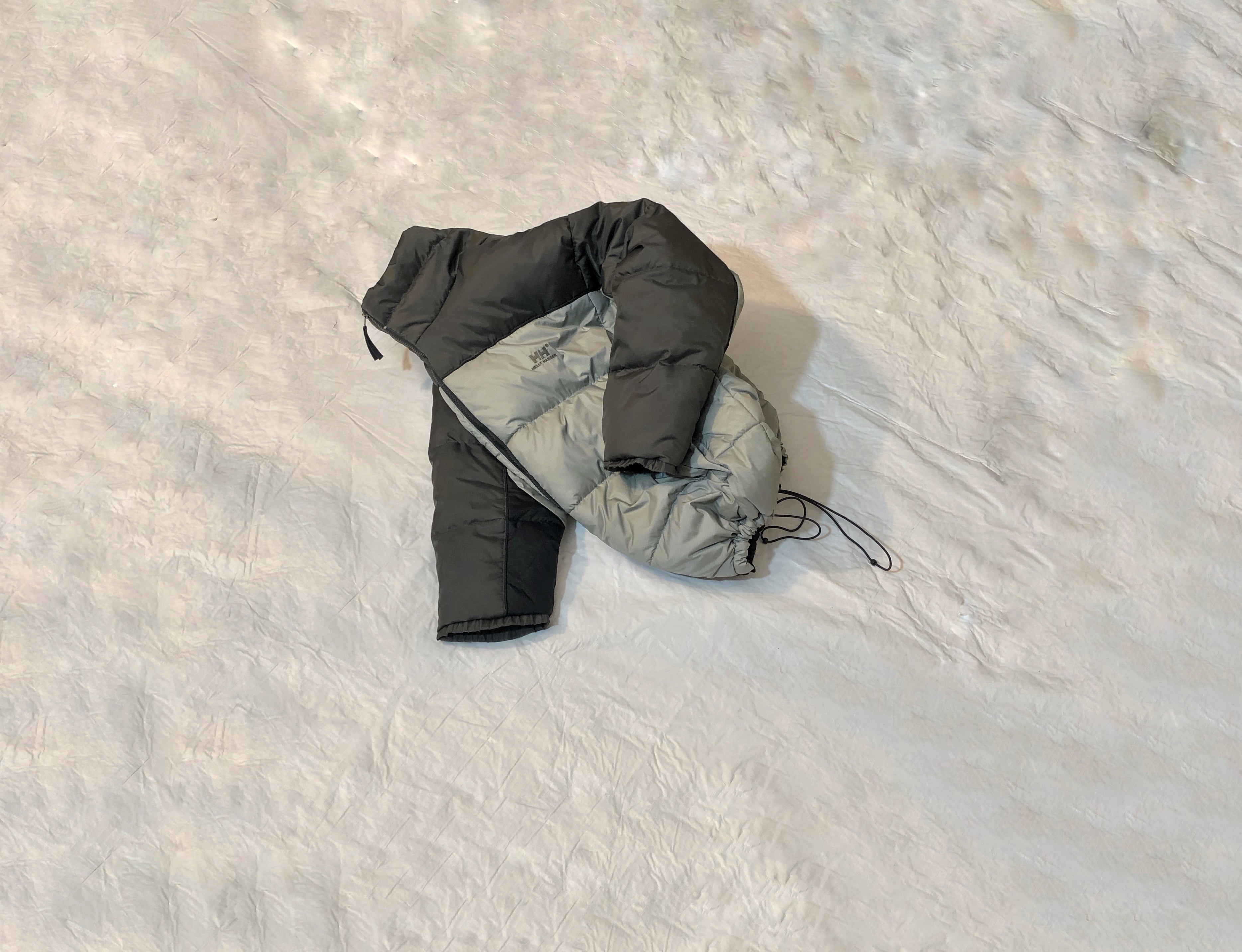 Vintage Helly Hansen Beige Puffer Jacket - Premium condition