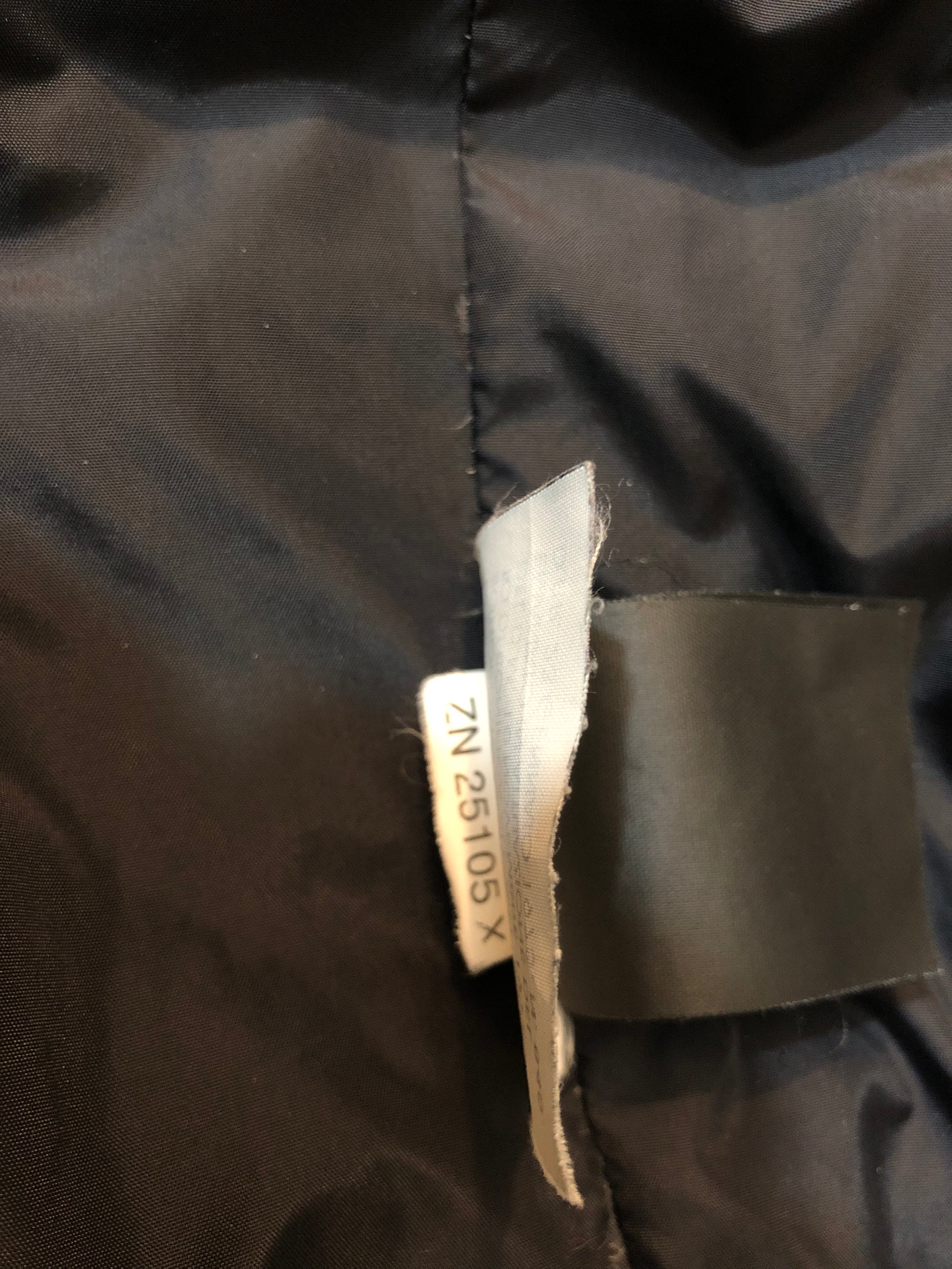 Vintage Helly Hansen Beige Puffer Jacket - Premium condition