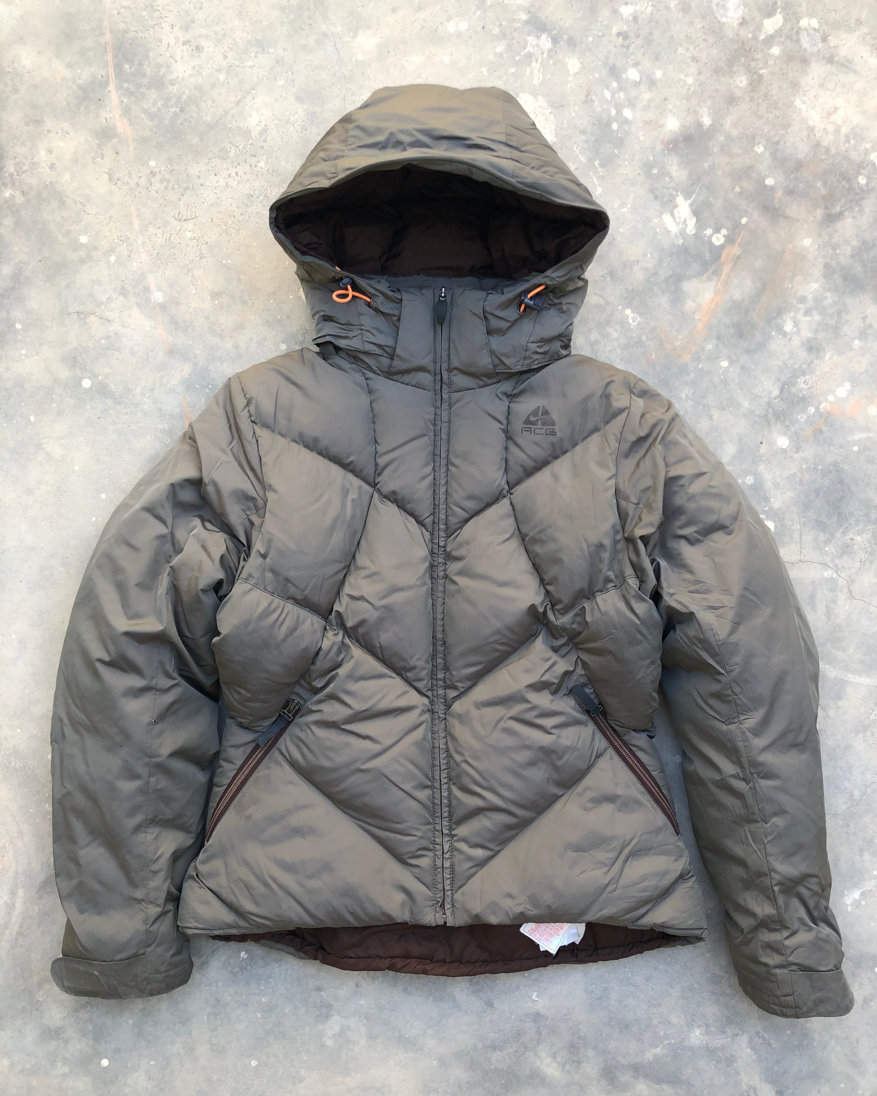 Nike ACG Khaki Puffer Jacket – Women’s Medium - Premium Condition