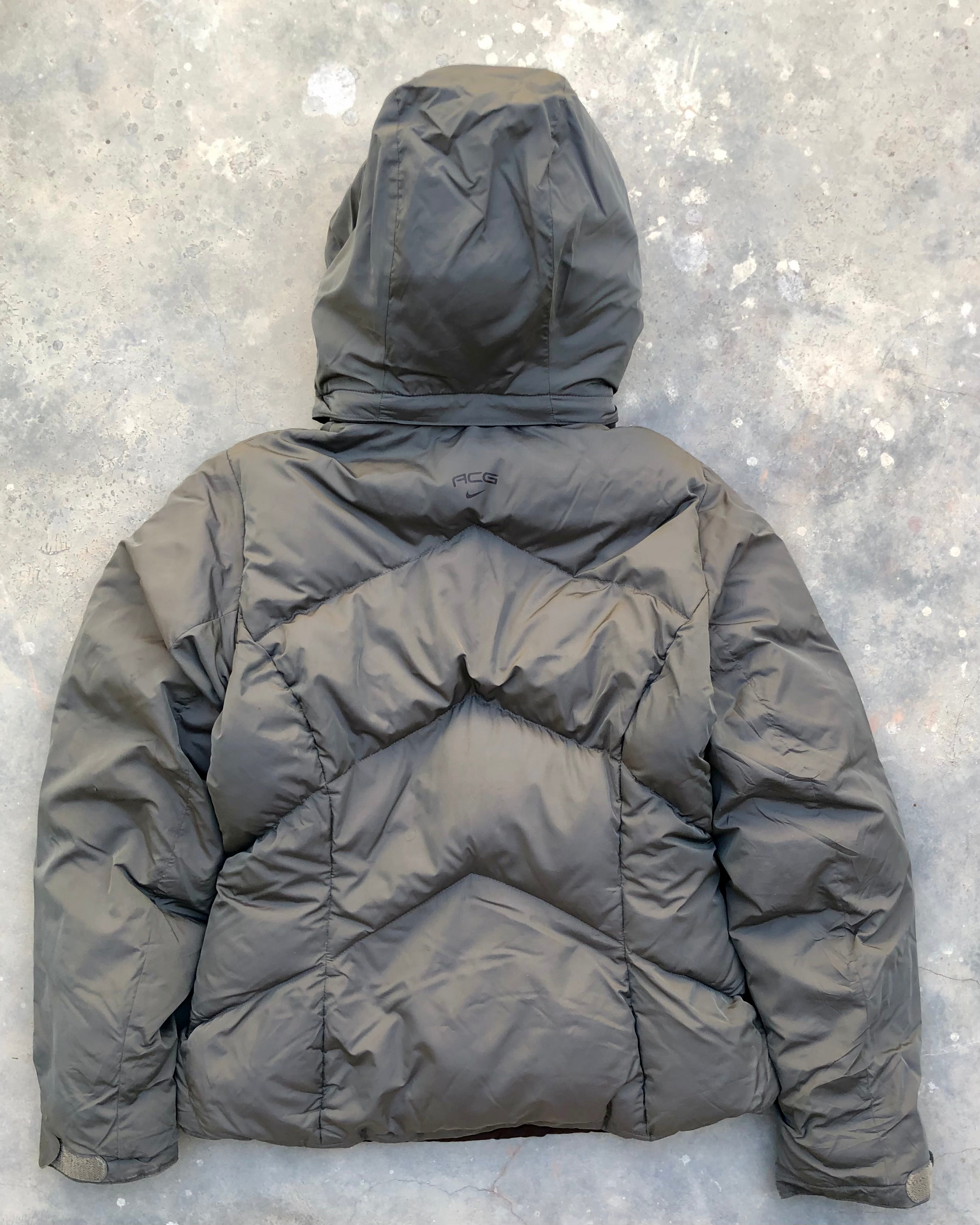 Nike ACG Khaki Puffer Jacket – Women’s Medium - Premium Condition