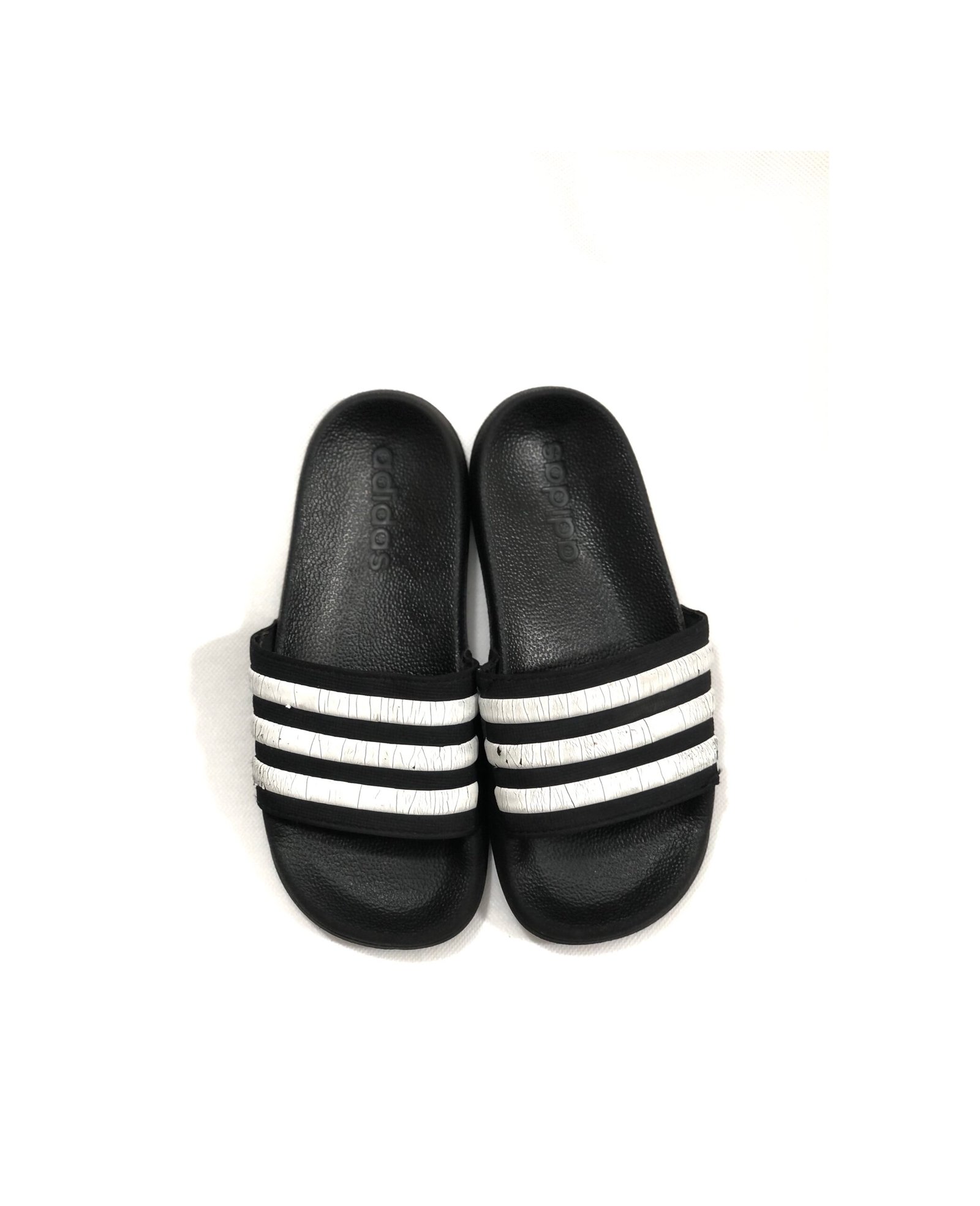 adidas Adilette Shower Slides – Black/White – EU 33 – photo 2 adidas Adilette Shower Slides – Black/White – EU 33 — photo 2