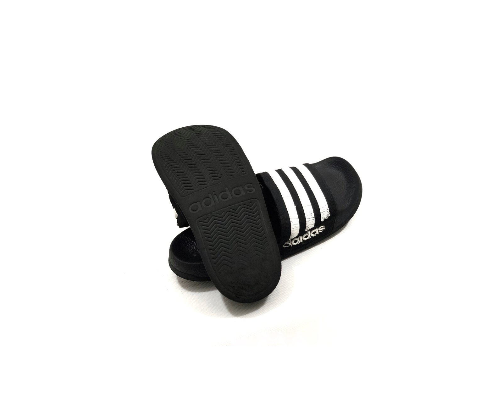 adidas Adilette Shower Slides – Black/White – EU 33 – photo 6 adidas Adilette Shower Slides – Black/White – EU 33 — photo 6