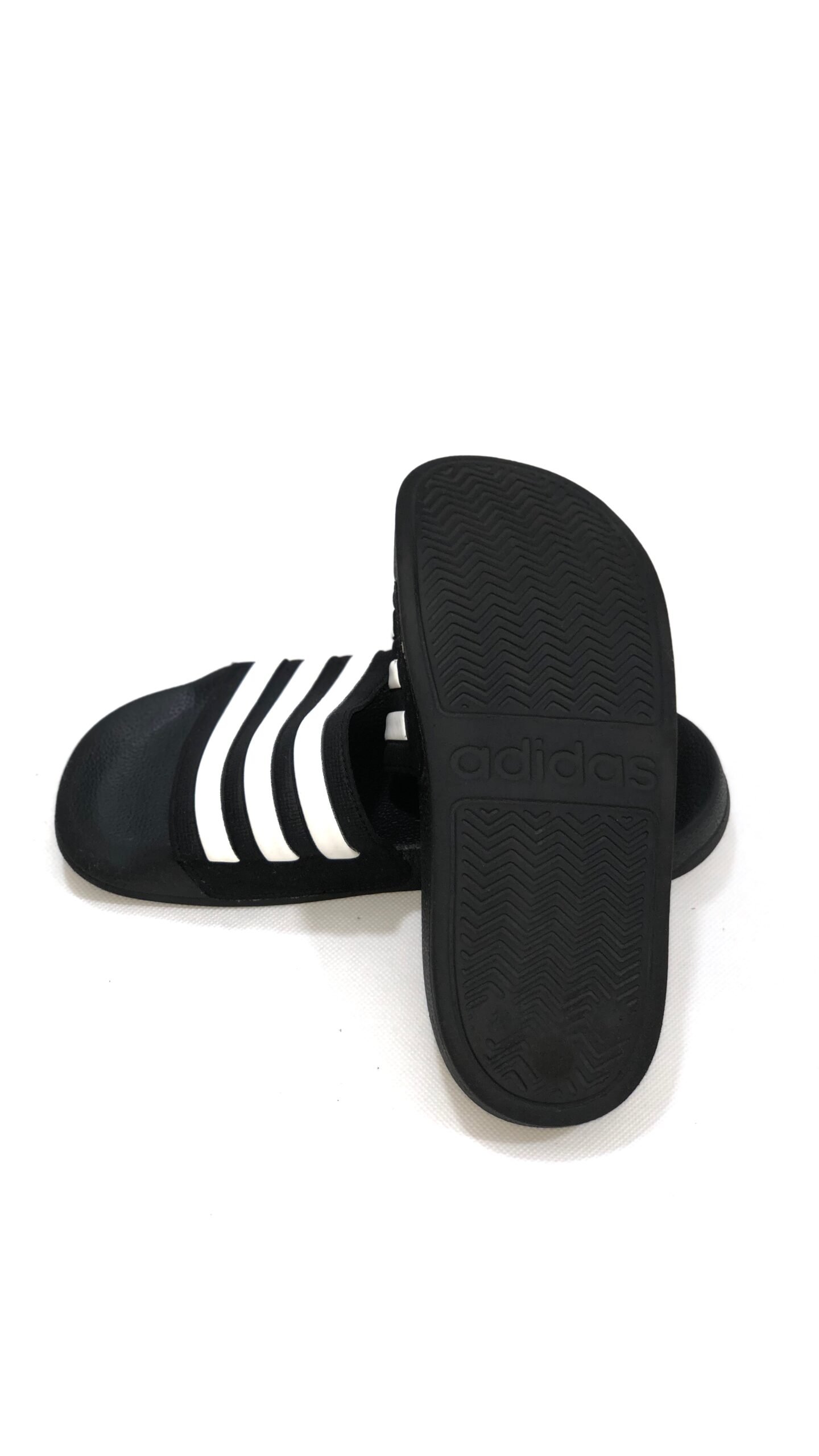 adidas Adilette Shower Slides – Black/White – EU 34 – photo 4 adidas Adilette Shower Slides – Black/White – EU 34 — photo 4