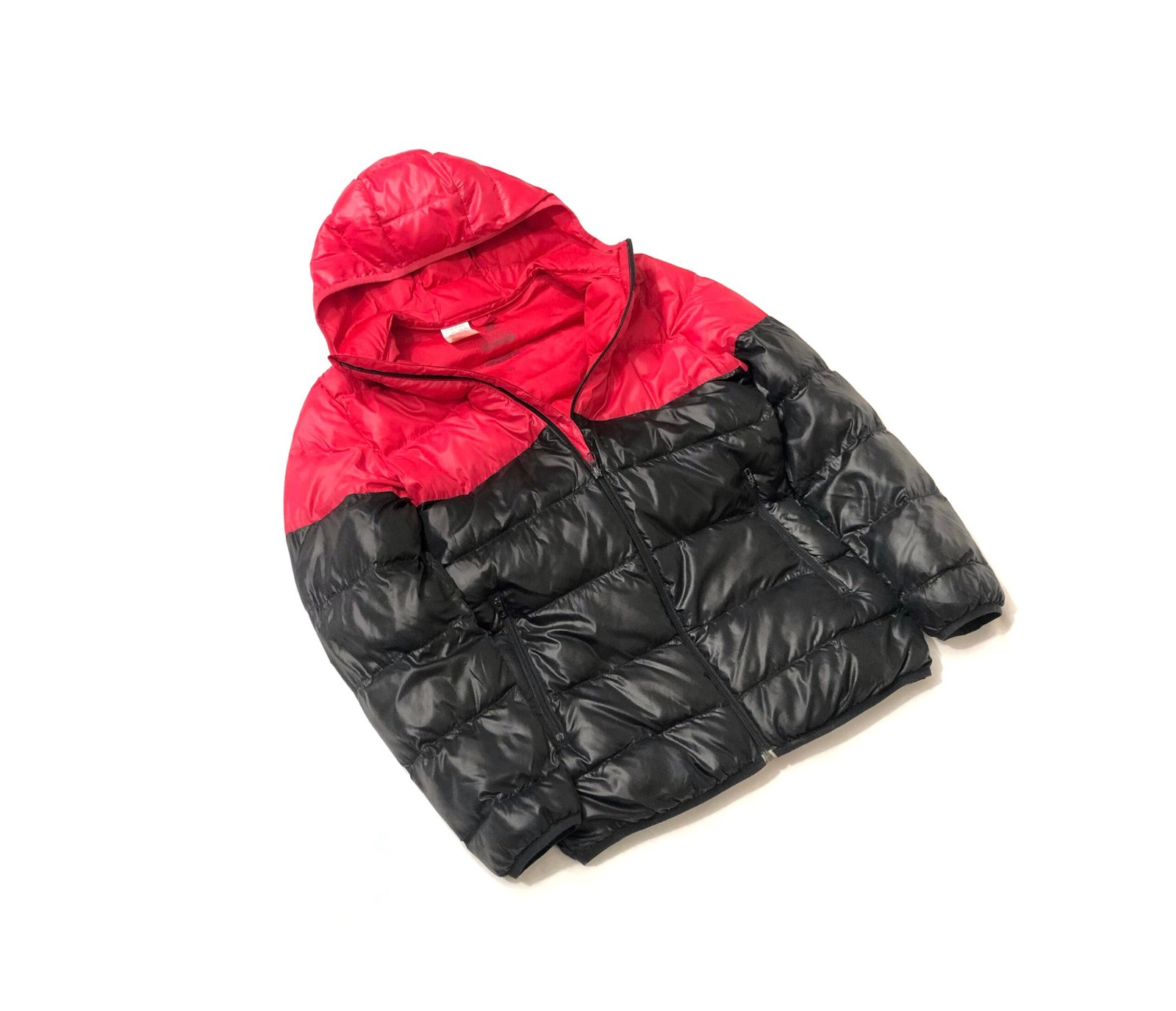 Adidas Puffer Jacket Red Black – photo 1 Adidas Puffer Jacket Red Black, size small — photo 1