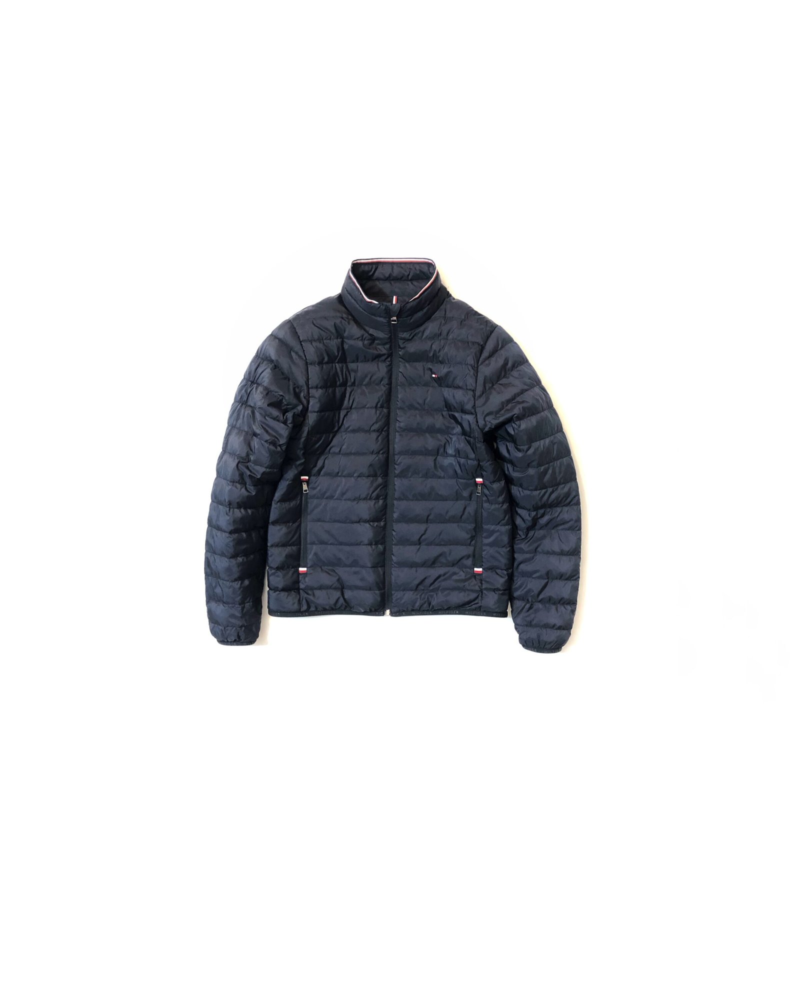 Tommy Hilfiger Lightweight Packable Jacket – Men’s US Small – photo 2 Tommy Hilfiger Lightweight Packable Jacket – Men’s US Small — photo 2