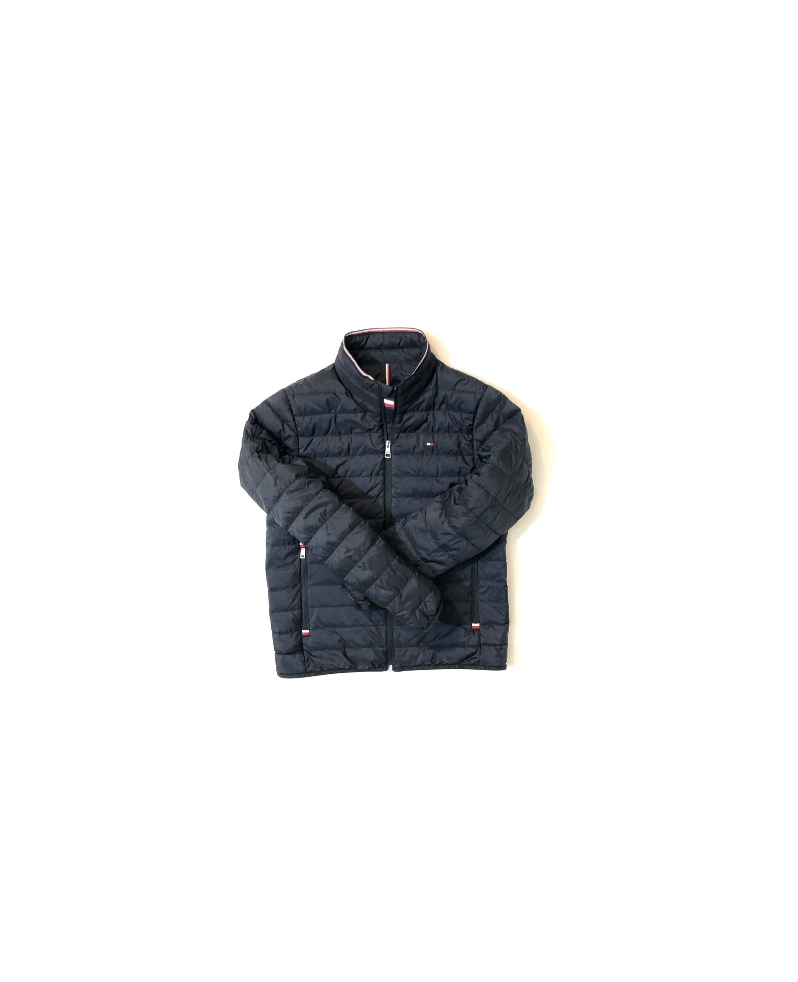 Tommy Hilfiger Lightweight Packable Jacket – Men’s US Small – photo 5 Tommy Hilfiger Lightweight Packable Jacket – Men’s US Small — photo 5
