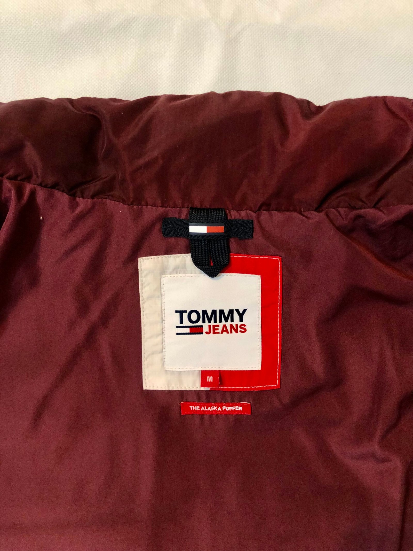 Tommy Jeans Alaska Puffer Jacket Burgundy – photo 5 Tommy Jeans Alaska Puffer Jacket Burgundy, men’s medium — photo 5