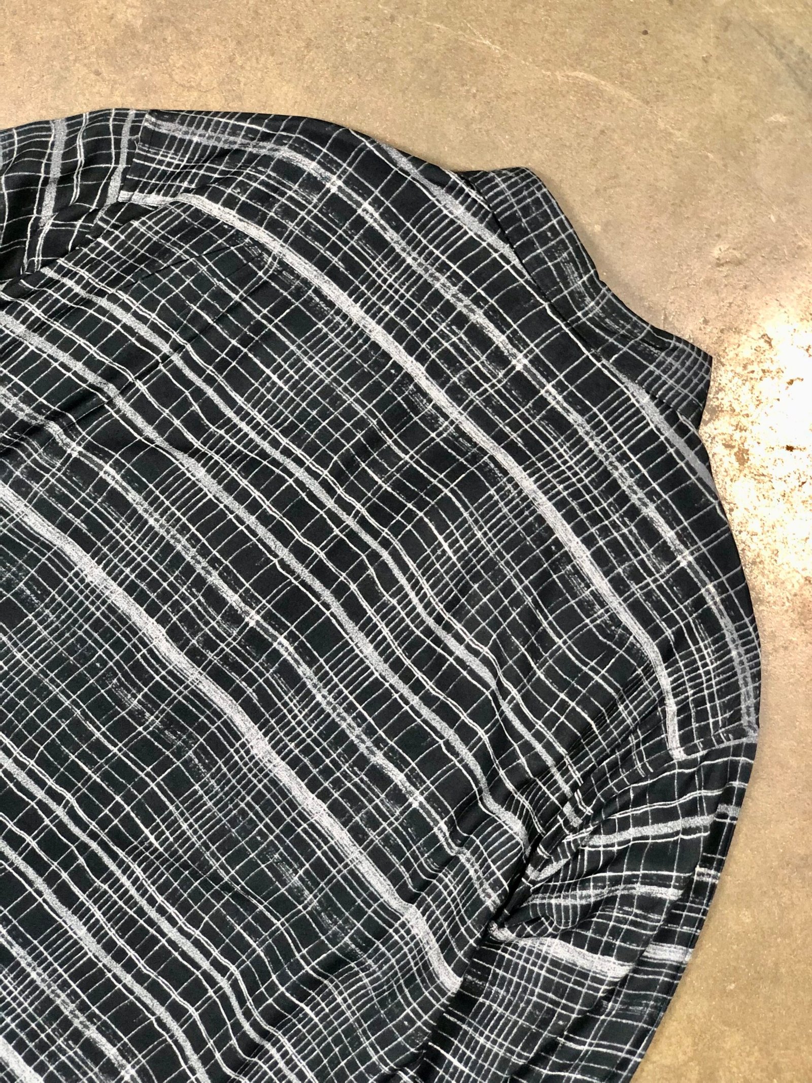 Claiborne Black & White Abstract Grid Rayon Shirt – photo 12 Claiborne Black & White Abstract Grid Rayon Shirt — photo 12