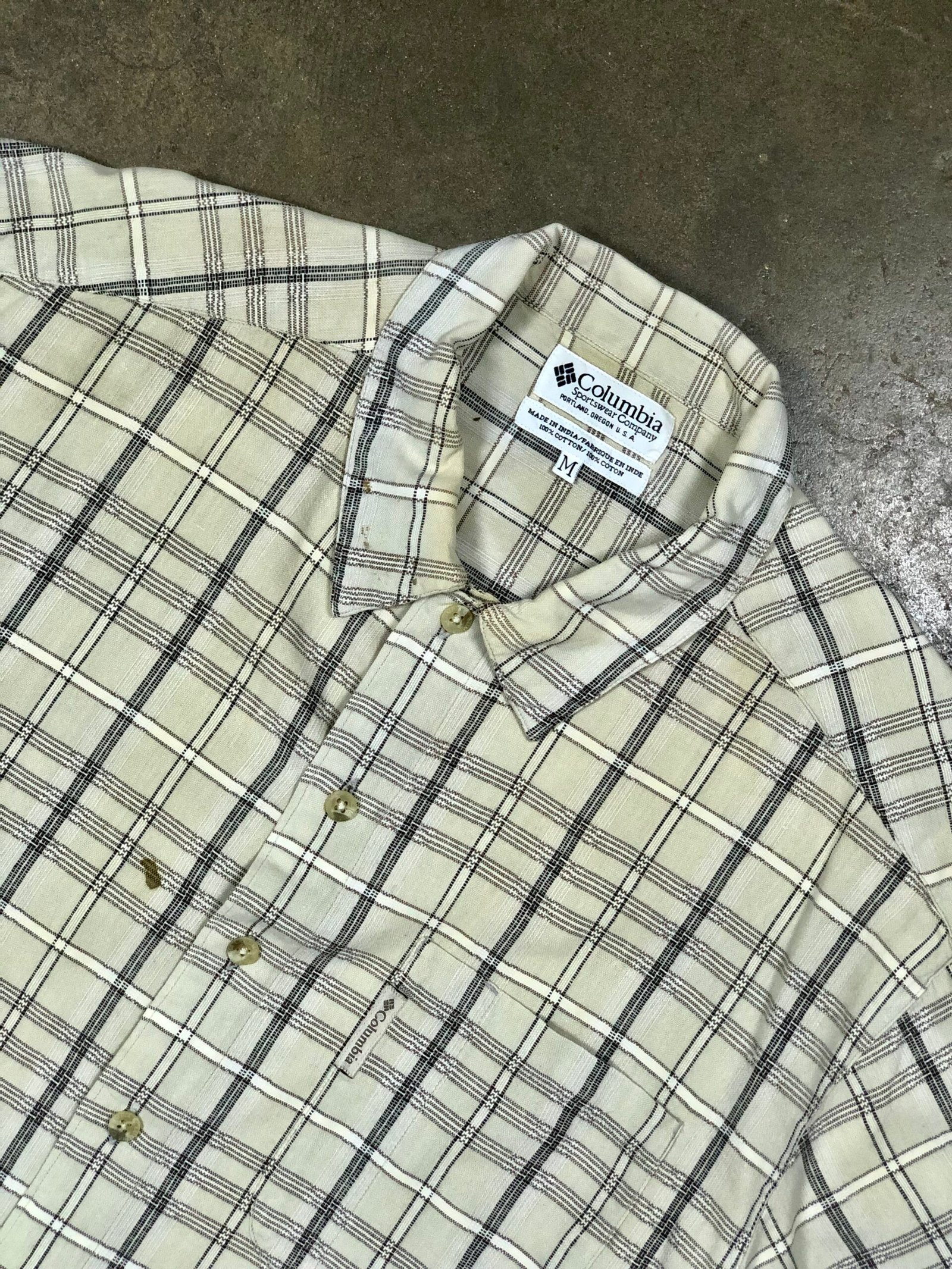 Columbia Sportswear Cream & Tan Plaid 100% Cotton Casual Shirt – photo 12 Columbia Sportswear Cream & Tan Plaid 100% Cotton Casual Shirt — photo 12