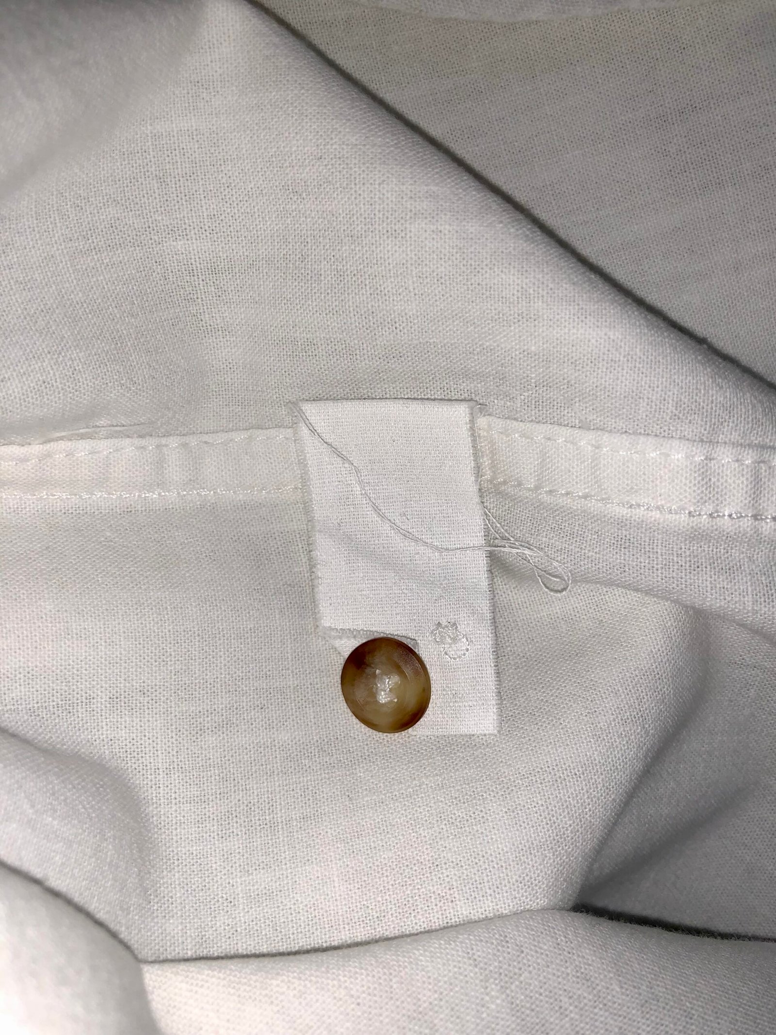Levi Strauss & Co. Ivory Cotton Workwear Button-Down Shirt – photo 3 Levi Strauss & Co. Ivory Cotton Workwear Button-Down Shirt — photo 3