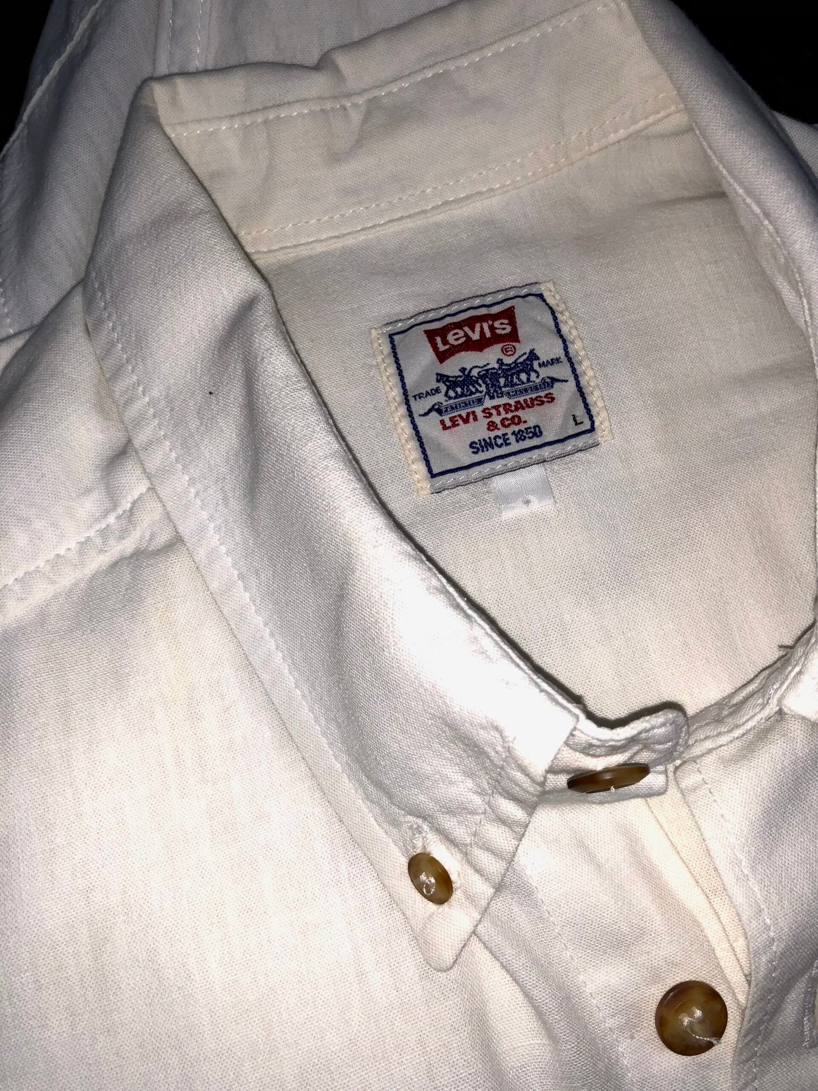 Levi Strauss & Co. Ivory Cotton Workwear Button-Down Shirt – photo 5 Levi Strauss & Co. Ivory Cotton Workwear Button-Down Shirt — photo 5