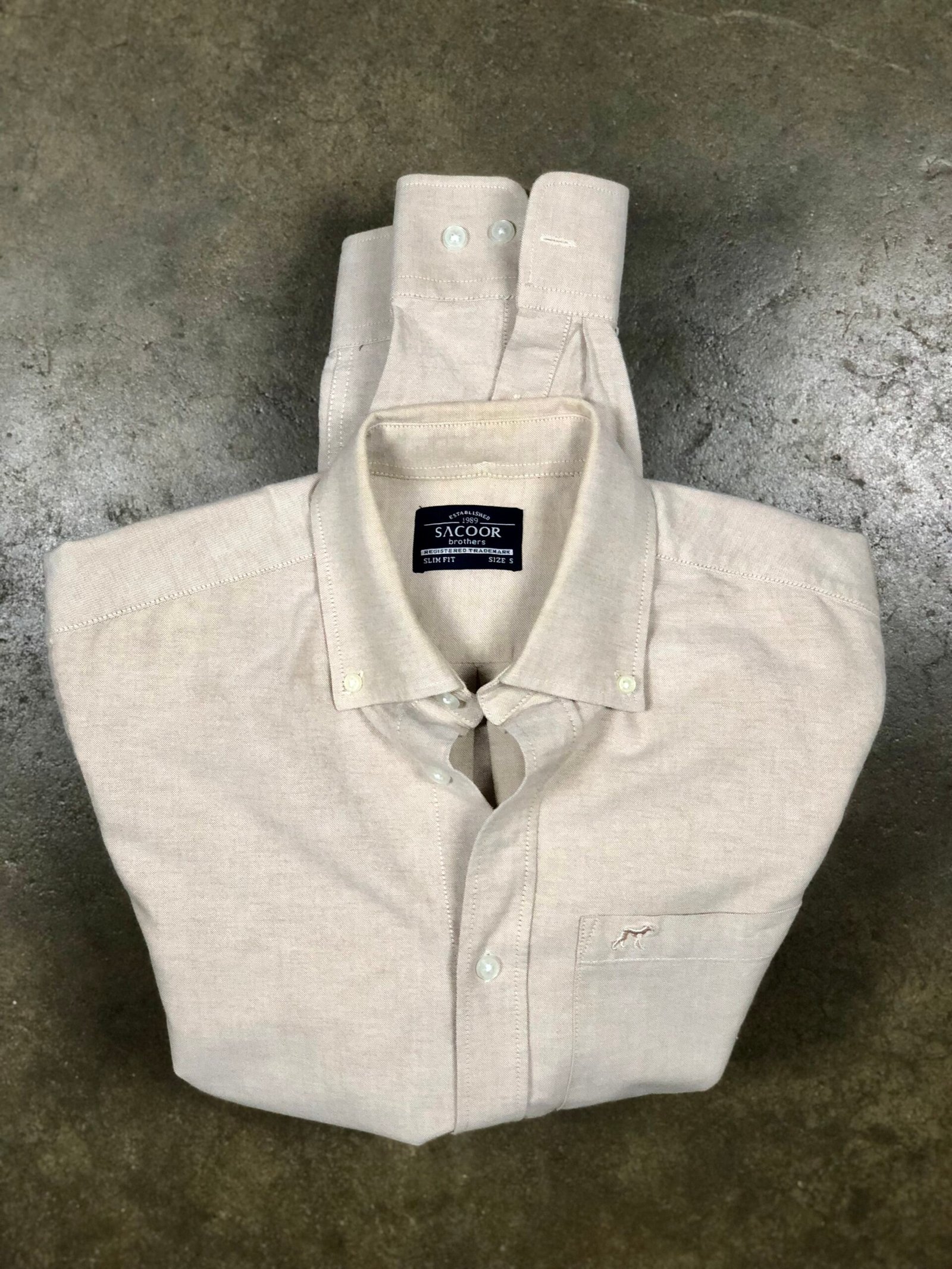 Sacoor Brothers beige Oxford shirt – photo 1 Sacoor Brothers beige Oxford shirt, men's S — photo 1